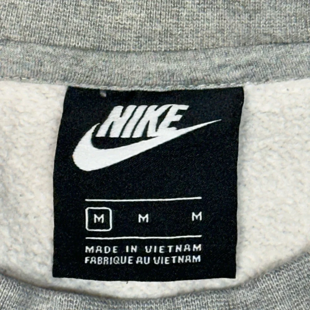 Nike Gray Crewneck Sweatshirt Mini Swoosh Mens - Medium - GUC